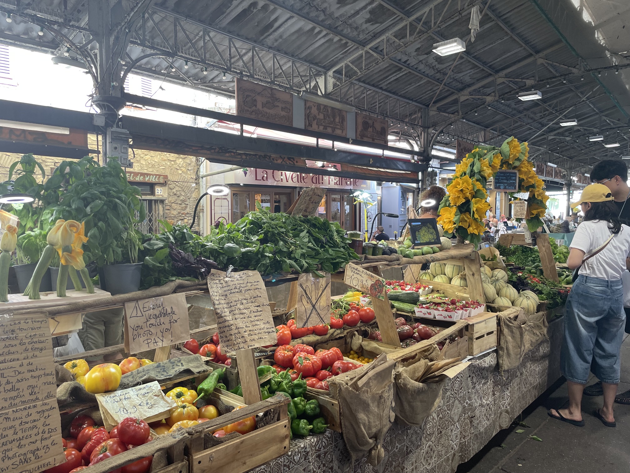 Simone's market stand in Antibes